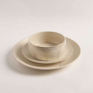 Qourb cream porcelain 18pc dinner set with gold decal