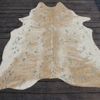سجادة من جلد صناعي تصميم جلد البقر لون بيج  150*200 سم من كوتاج
