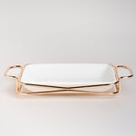 طبق تقديم مع الحامل image number 0