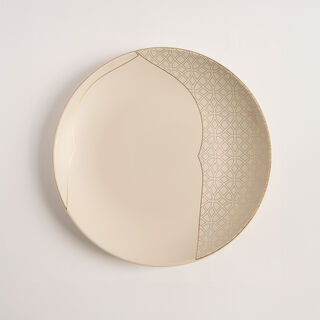 Qourb cream porcelain 18pc dinner set with gold decal