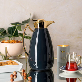 دلة ستيل ذهبي وأسود سعة 1لتر من دلتي