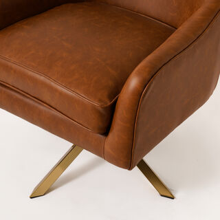 كرسي جلد بذراعين 72*75*86سم لون بني من هومز