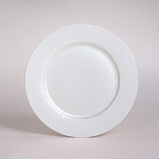 La Mesa white porcelain 18 pc dinner set