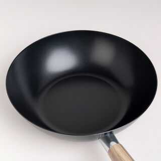 Wok Pan W/Wood Handle Non Stick Round Dia:25Cm 1.5Mm Black Japan