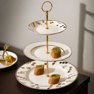 La Mesa 3 Tiers Porcelain Dessert Serving Gold
