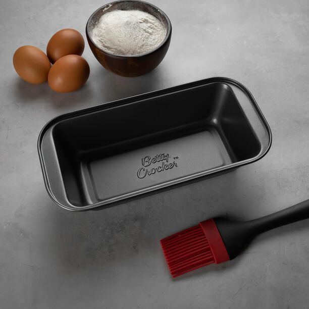 Betty Crocker Cake Mould Nonstick image number 2