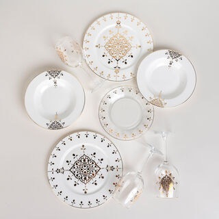 La Mesa gold Porcelain/glass 16 pc dinner plate