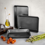 طقم صواني فرن للشوي من بيتي كروكر باللون الوردي image number 0