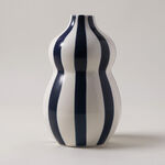 Homez Ceramic Blue And White Vase 15*15*24Cm image number 0