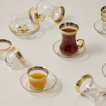 18 Piece Tea Set Gold Rim image number 4