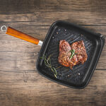 Alberto Non Stick Grill Pan With Wood Handle Square Shape Black image number 5