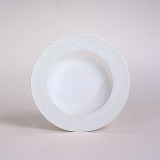 La Mesa white porcelain 18 pc dinner set