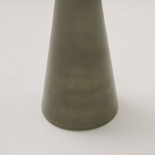 هومز طاولة جانبية زجاجية باللون الأخضر 27*56سم