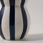 Homez Ceramic Blue And White Vase 15*15*24Cm image number 3