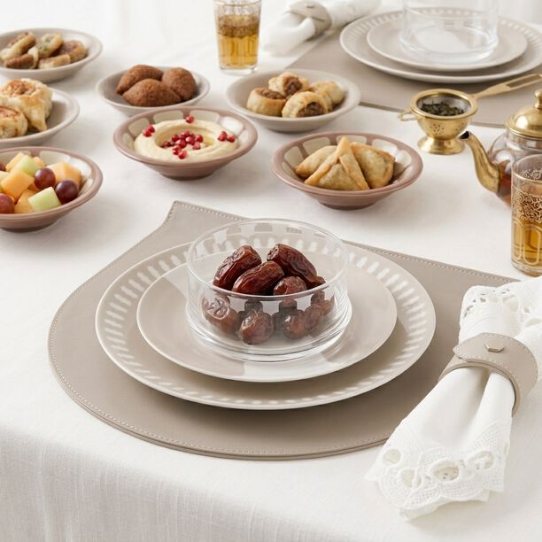 La Mesa RUAQ 18 Piece Beige Dinner Set image number 1