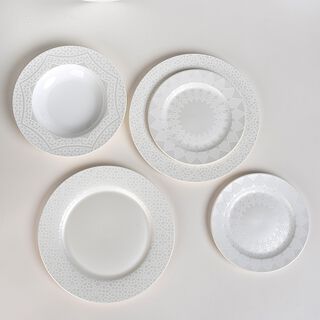 La Mesa white porcelain 18 pc dinner set