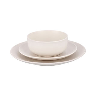 La Mesa off white stoneware 18 pc Dinner set