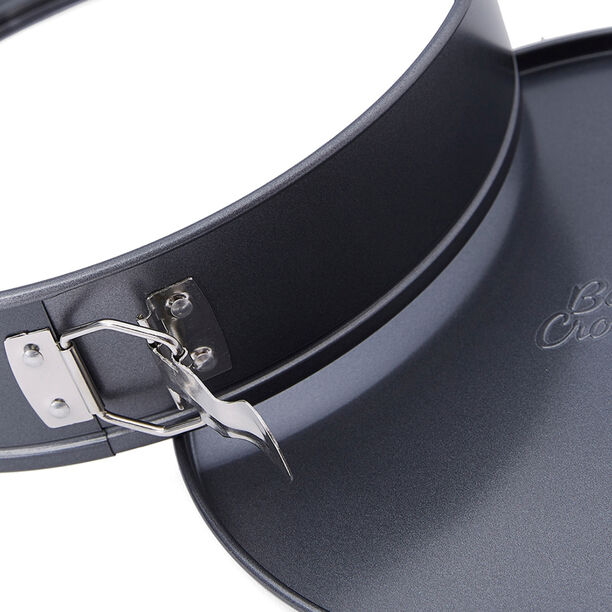 Betty Crocker Non Stick Springform Pan With Stainless Steel Lock, Grey Color Dia:28Cm image number 2