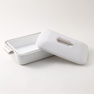 Enjoy white porcelain insulated 2.8L baking dish