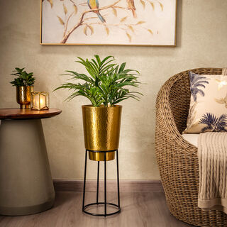 Aluminium Hammerd Planter On Stand Gold