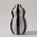 Homez Ceramic Blue And White Vase 11.7*11.7*18.2Cm image number 0