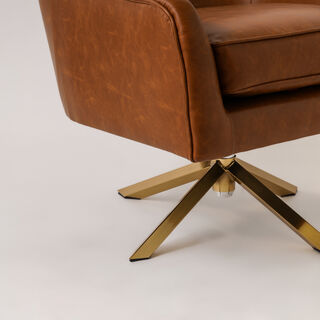 كرسي جلد بذراعين 72*75*86سم لون بني من هومز