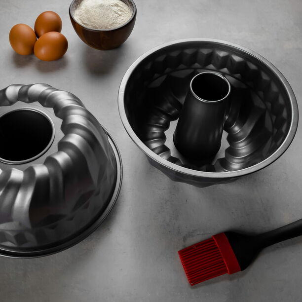 Betty Crocker Non Stick Bundform Pan Grey image number 3