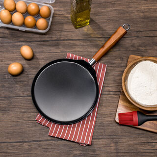 Alberto Non Stick Pancake Pan With Wood Handle Black