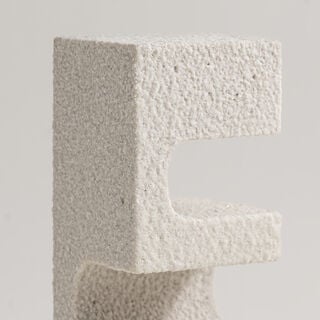 Homez resin sculpture 9*8*25.5cm, offwhite