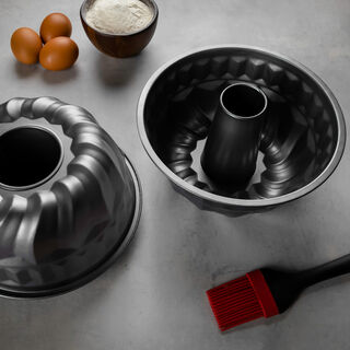 Betty Crocker Non Stick Bundform Pan Grey