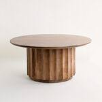 هومز طاولة قهوة خشبية باللون البني 45*95*95سم image number 0