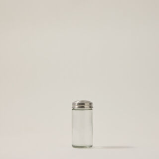 طقم برطمانات توابل 8 قطع مع رف خشبي