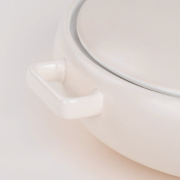 La Mesa white porcelain soup tureen image number 4
