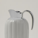 دلتي دلة ستيل حافظة للحرارة لون رمادي وكروم 1 لتر image number 1