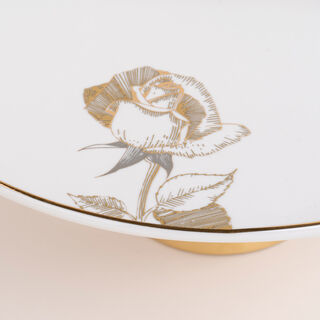 La Mesa white porcelain cake stand with gold base