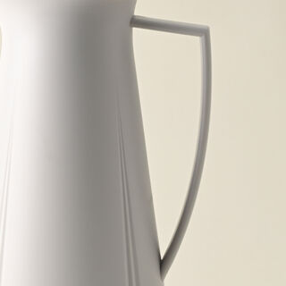 دلة حافظة للحرارة لون رصاصي