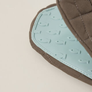 ممسك مطبخ قطن و سيليكون مقاوم للحرارة لون بني وازرق من البرتو 