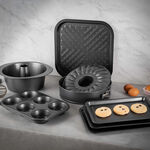 Betty Crocker Non Stick Springform Pan 2 Bottoms With Stainless Steel Lock, Grey Color Dia:28Cm image number 4