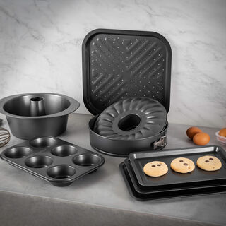 Betty Crocker Non Stick Springform Pan 2 Bottoms With Stainless Steel Lock, Grey Color Dia:28Cm