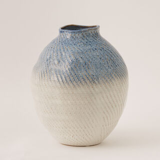 Ceramic vase 26 * 25.3 * 30.5 cm