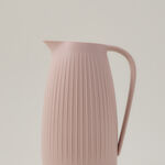 دلتي دلة بلاستيك باللون البينك الفاتح 1 لتر image number 1