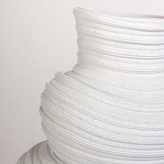 Off white resin ribbed vase 22*21.8*36.6 cm