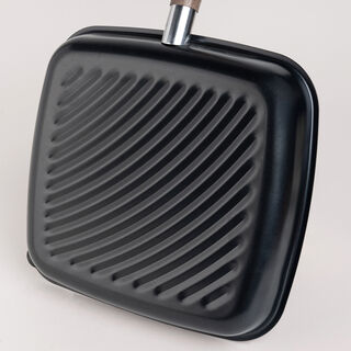 Alberto Non Stick Grill Pan With Wood Handle Square Shape Black